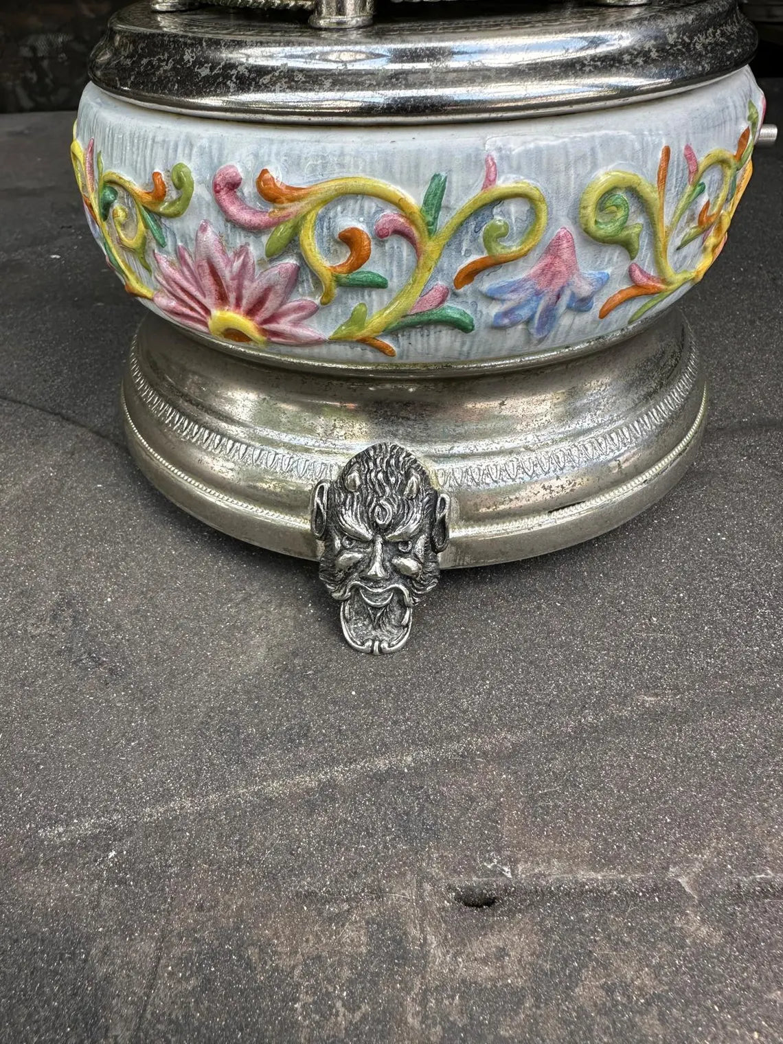 🎵Vintage Carousel Music Box -- Porcelain -- Lipstick Holder -- Swiss Movement, Sterling Silver Base, Made in Italy