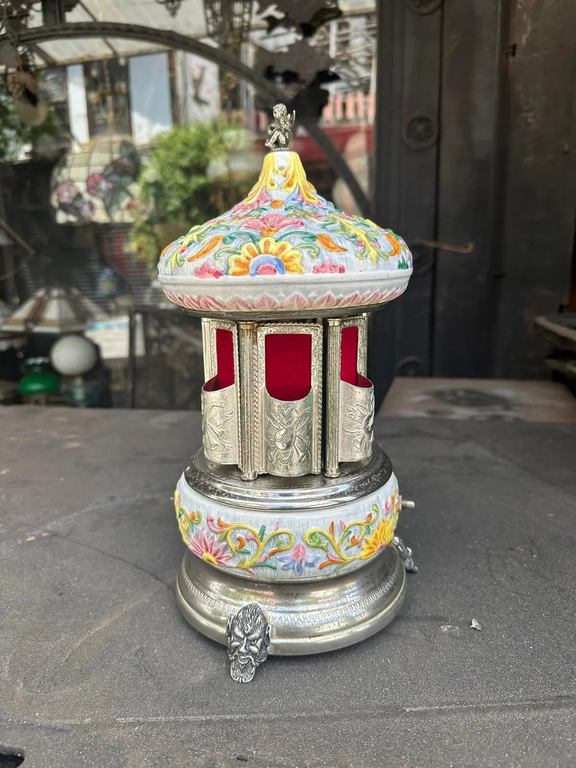 🎵Vintage Carousel Music Box -- Porcelain -- Lipstick Holder -- Swiss Movement, Sterling Silver Base, Made in Italy