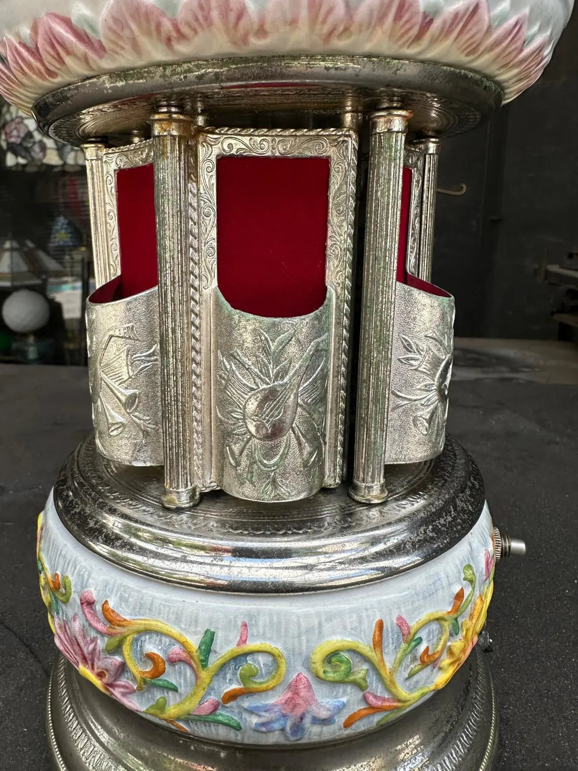 🎵Vintage Carousel Music Box -- Porcelain -- Lipstick Holder -- Swiss Movement, Sterling Silver Base, Made in Italy